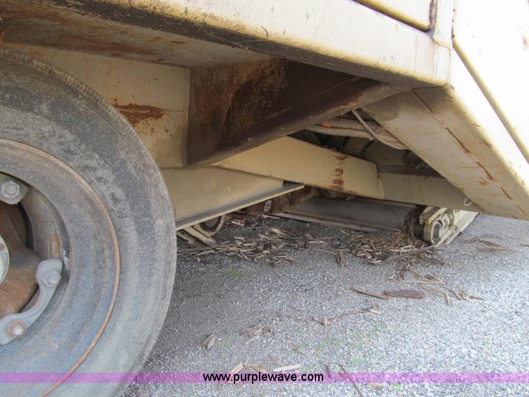 image for item A8361 Portec 1042 portable tumble grinder