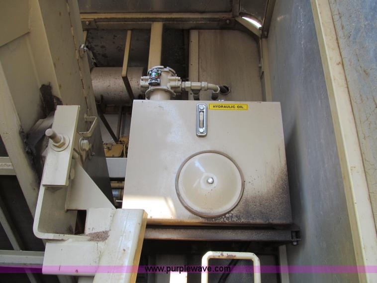 image for item A8361 Portec 1042 portable tumble grinder