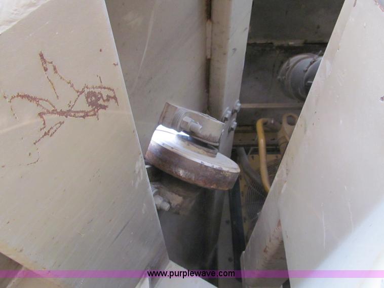 image for item A8361 Portec 1042 portable tumble grinder