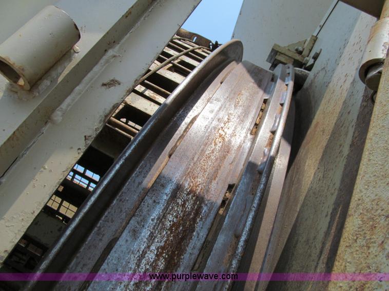 image for item A8361 Portec 1042 portable tumble grinder