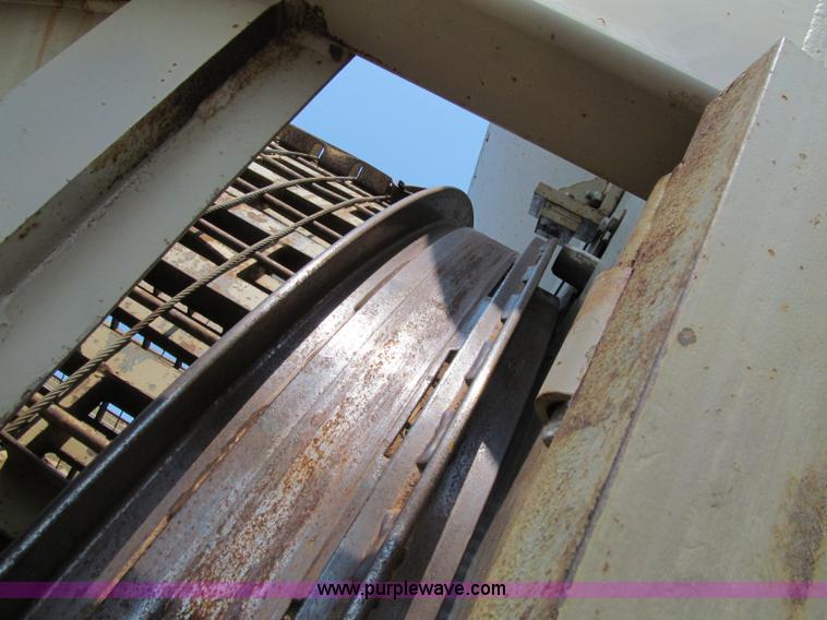 image for item A8361 Portec 1042 portable tumble grinder