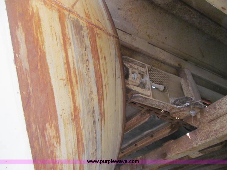 image for item A8361 Portec 1042 portable tumble grinder