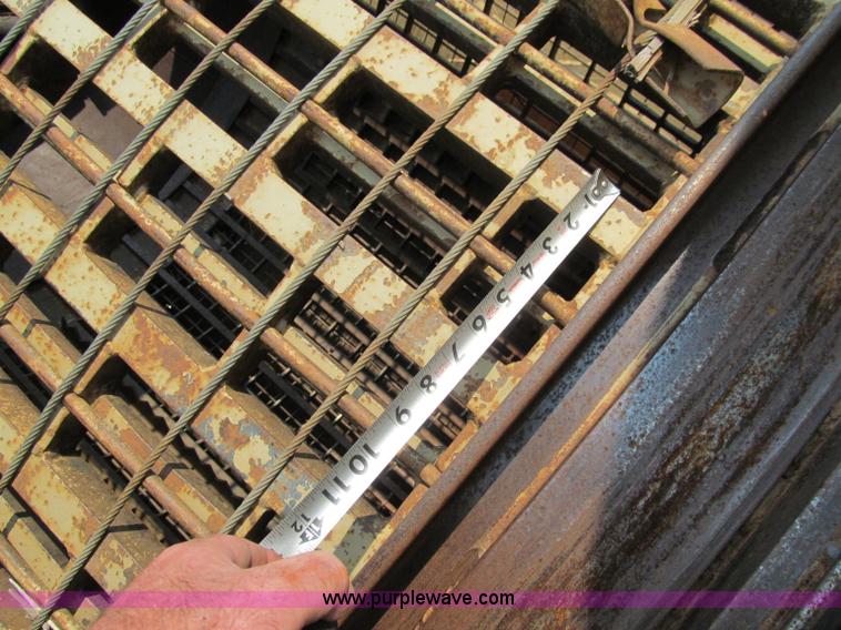 image for item A8361 Portec 1042 portable tumble grinder