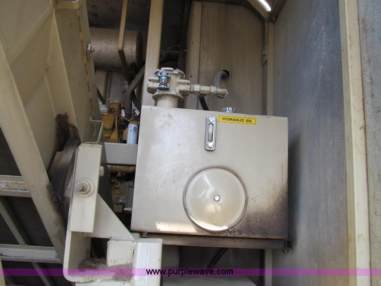 image for item A8361 Portec 1042 portable tumble grinder