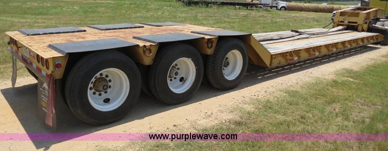 image for item B2413 2009 Witzco Challenger RG-50 52.5' detachable drop deck lowboy trailer
