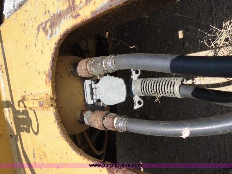 image for item B2413 2009 Witzco Challenger RG-50 52.5' detachable drop deck lowboy trailer