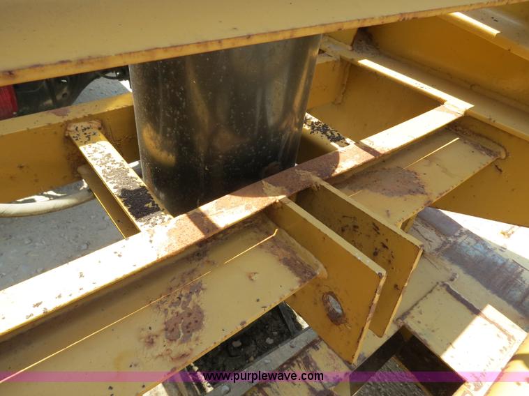 image for item B2413 2009 Witzco Challenger RG-50 52.5' detachable drop deck lowboy trailer