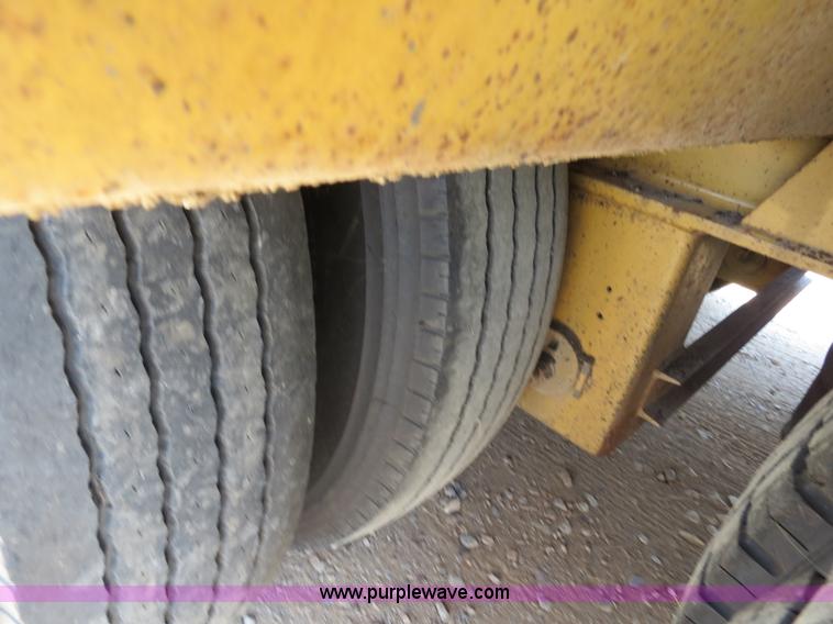 image for item B2413 2009 Witzco Challenger RG-50 52.5' detachable drop deck lowboy trailer