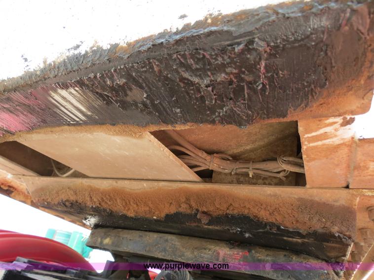 image for item B2427 2005 V.E. Enterprises Eagle 130 barrel vacuum trailer