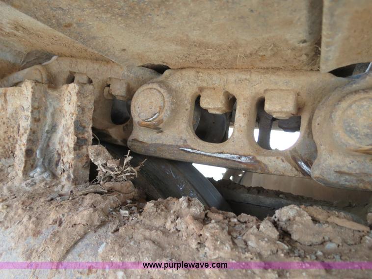 image for item B2429 1978 John Deere 690B excavator