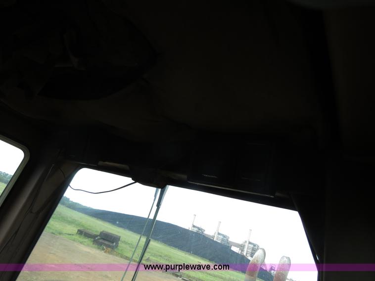 image for item B2450 1990 Dresser 970 wheel dozer