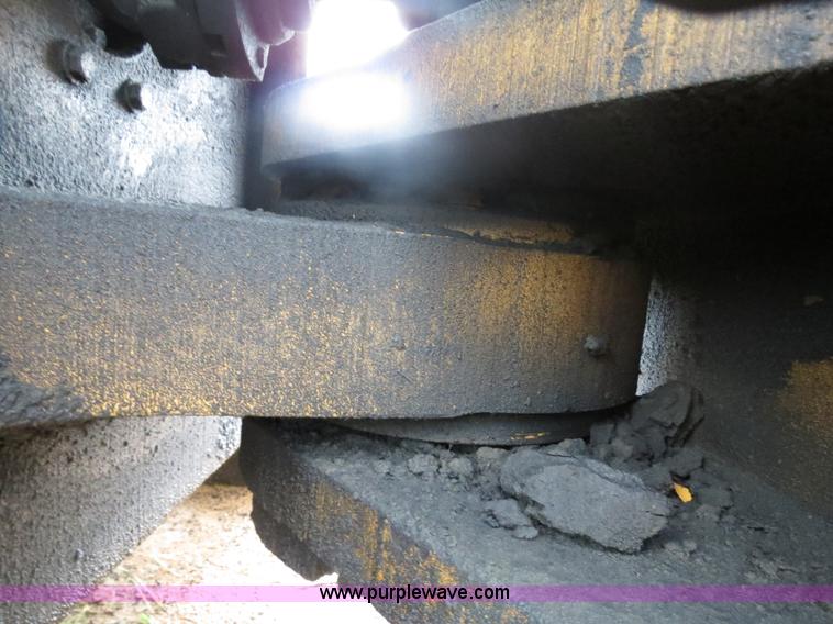 image for item B2450 1990 Dresser 970 wheel dozer