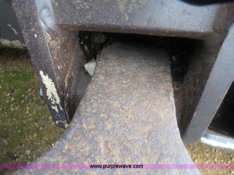 image for item B2450 1990 Dresser 970 wheel dozer