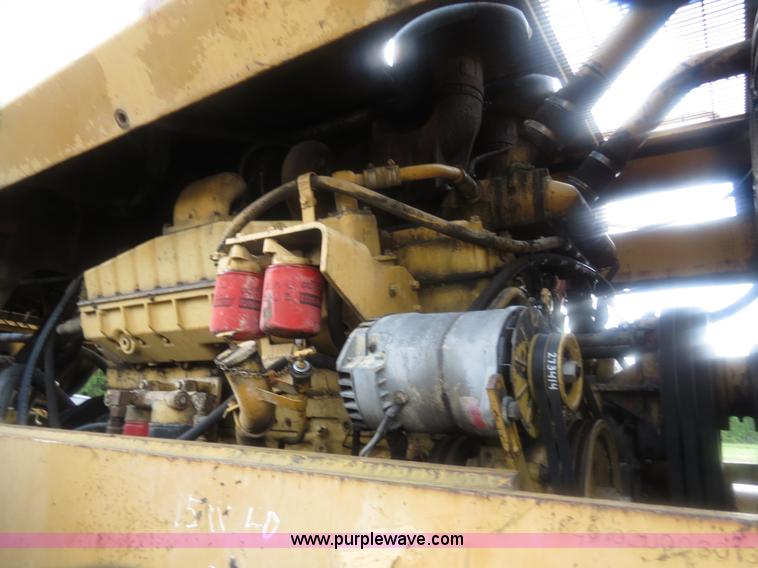 image for item B2450 1990 Dresser 970 wheel dozer