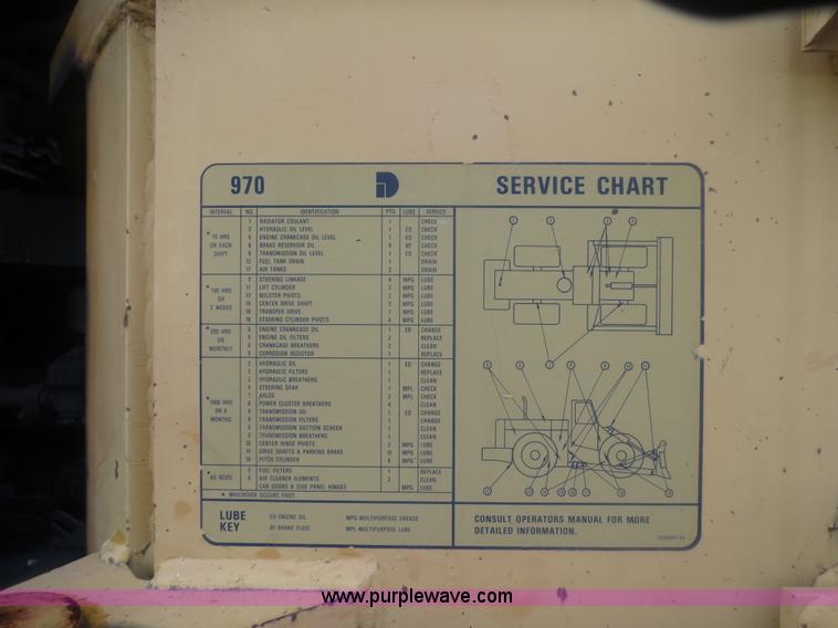 image for item B2450 1990 Dresser 970 wheel dozer