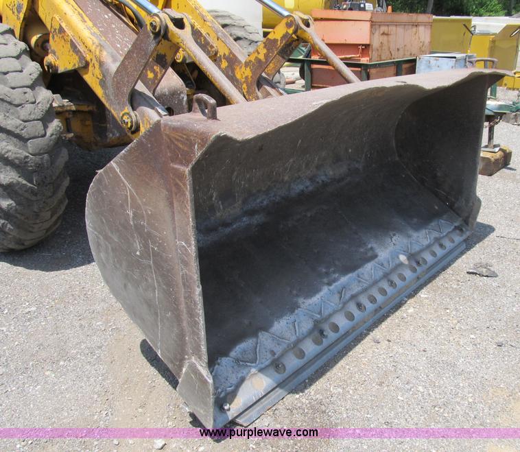 image for item B2727 1969 John Deere 544 wheel loader