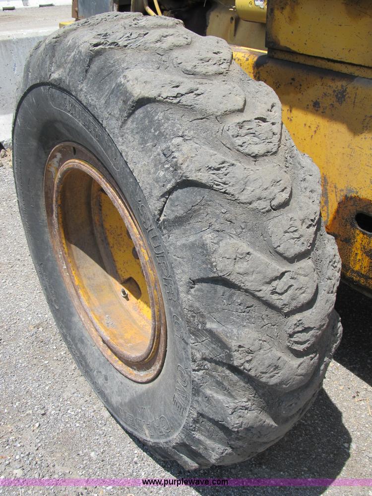 image for item B2727 1969 John Deere 544 wheel loader