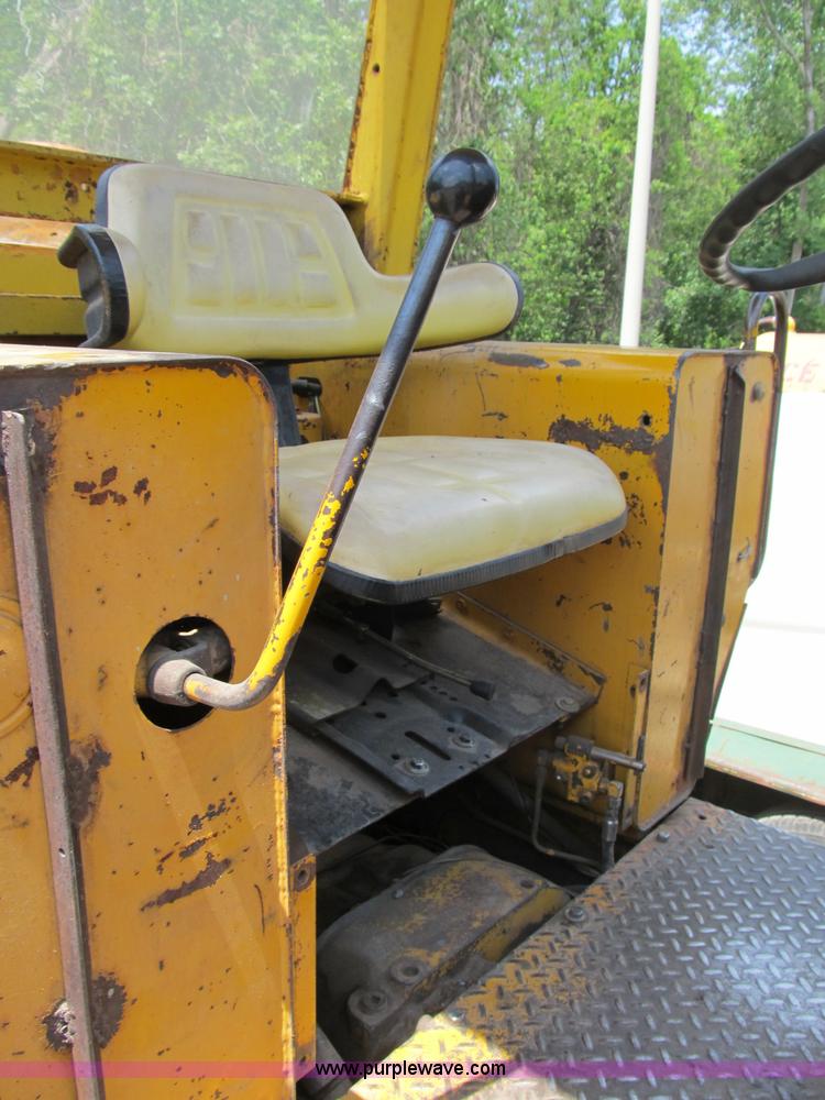 image for item B2727 1969 John Deere 544 wheel loader