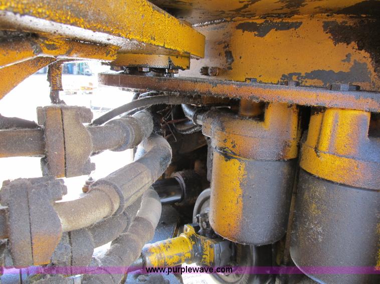 image for item B2727 1969 John Deere 544 wheel loader