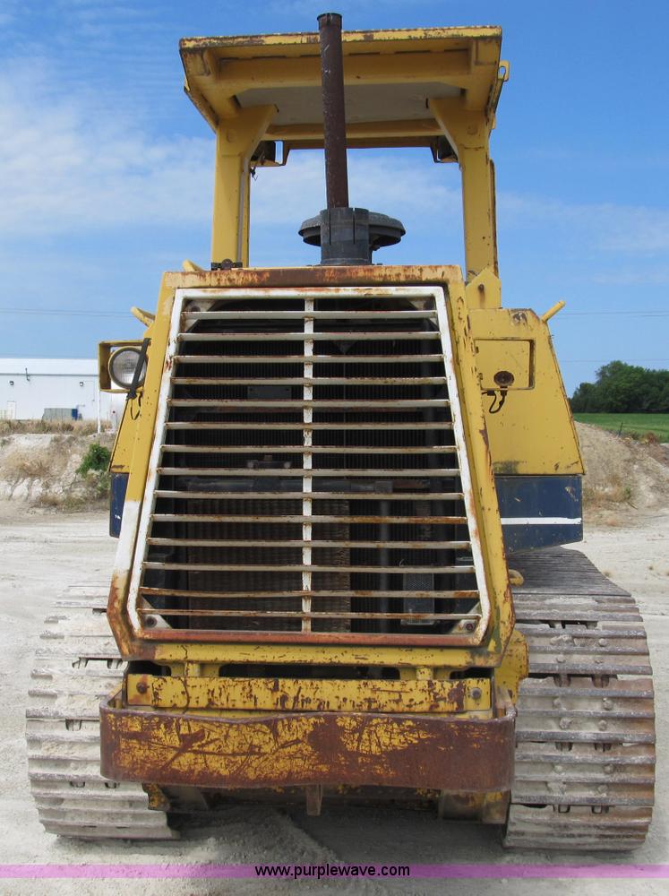 image for item B2736 1993 Komatsu D66S-1 track loader