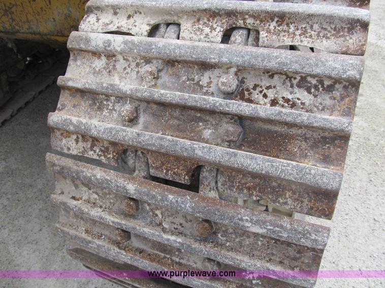 image for item B2736 1993 Komatsu D66S-1 track loader