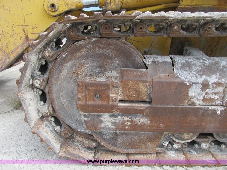 image for item B2736 1993 Komatsu D66S-1 track loader