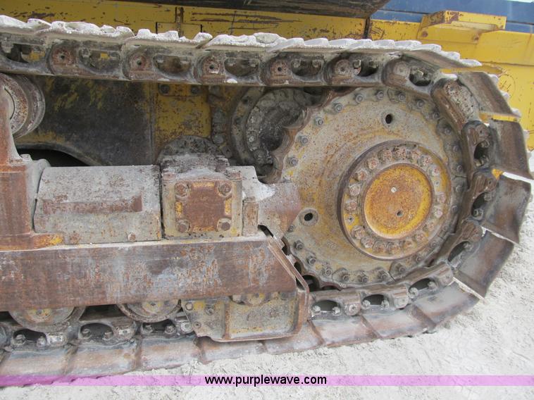image for item B2736 1993 Komatsu D66S-1 track loader