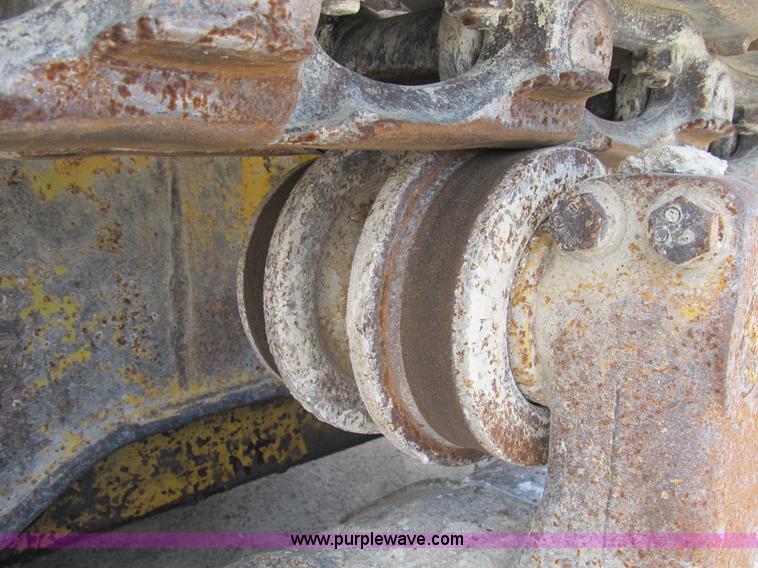 image for item B2736 1993 Komatsu D66S-1 track loader