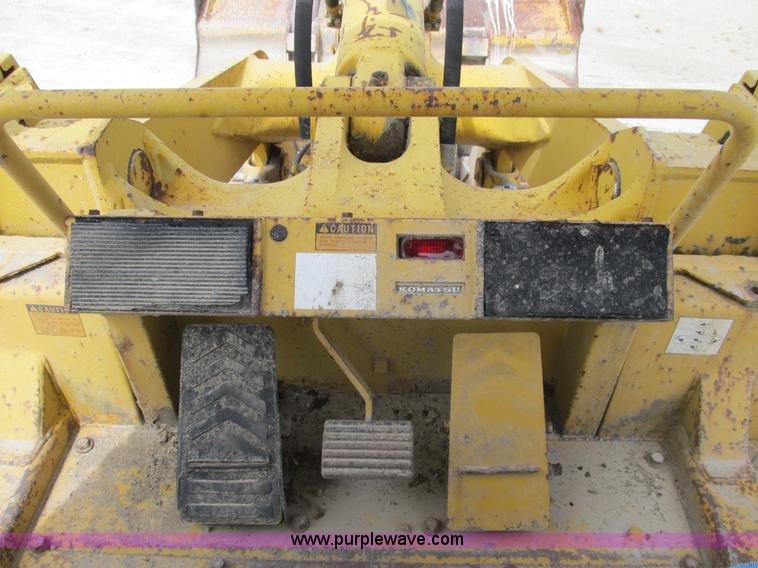 image for item B2736 1993 Komatsu D66S-1 track loader