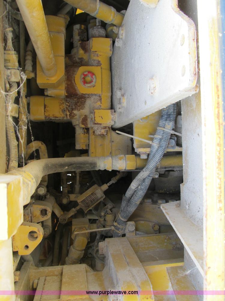 image for item B2736 1993 Komatsu D66S-1 track loader
