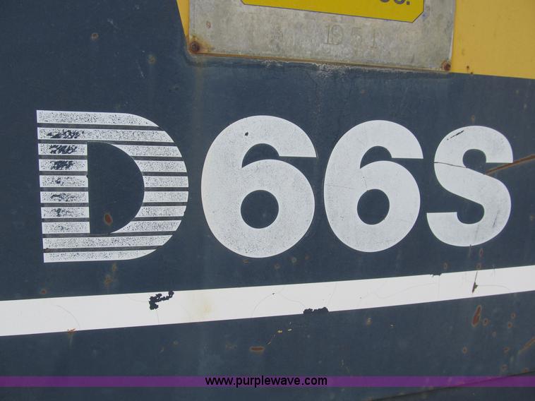 image for item B2736 1993 Komatsu D66S-1 track loader