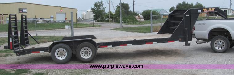 image for item B5154 2006 Pro-Trak tandem axle gooseneck trailer
