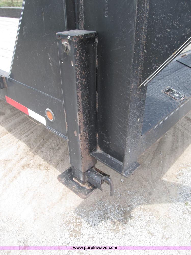 image for item B5154 2006 Pro-Trak tandem axle gooseneck trailer