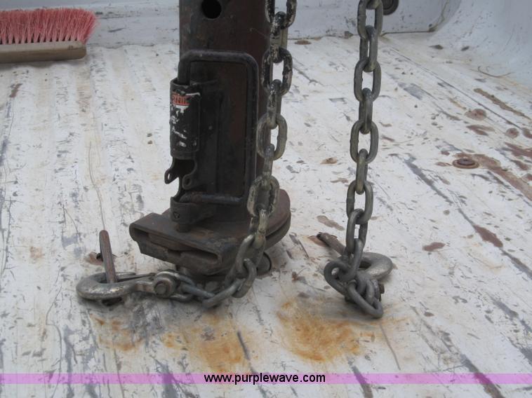 image for item B5154 2006 Pro-Trak tandem axle gooseneck trailer