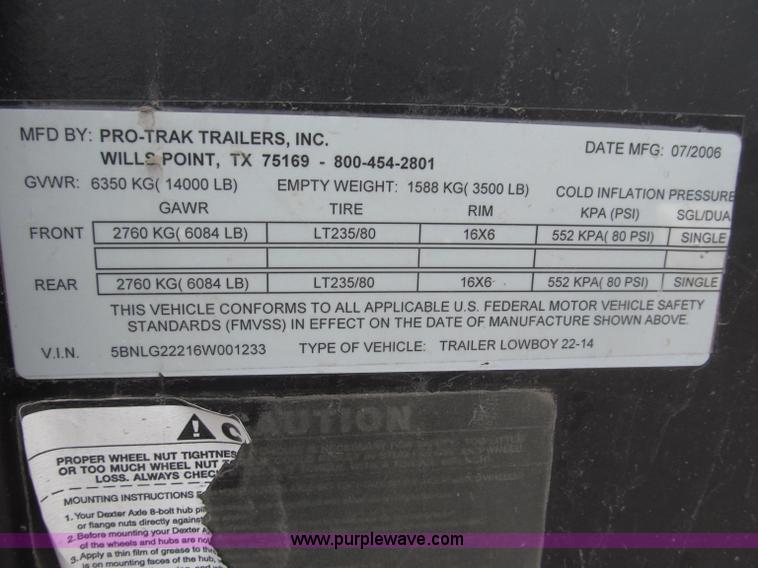 image for item B5154 2006 Pro-Trak tandem axle gooseneck trailer