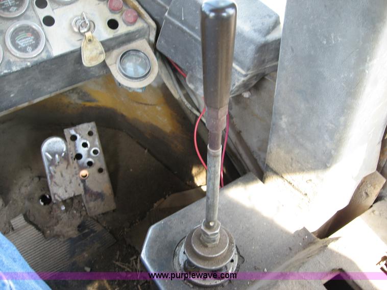 image for item B6398 1989 Fiat-Allis FR20B wheel loader