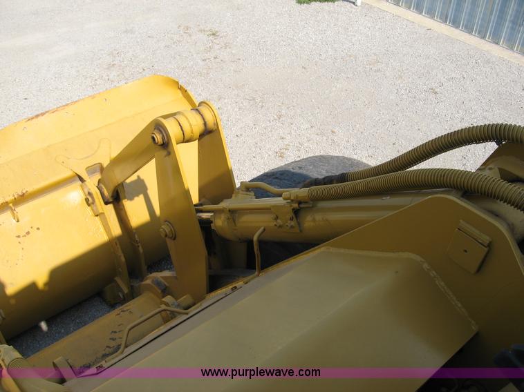 image for item B6398 1989 Fiat-Allis FR20B wheel loader