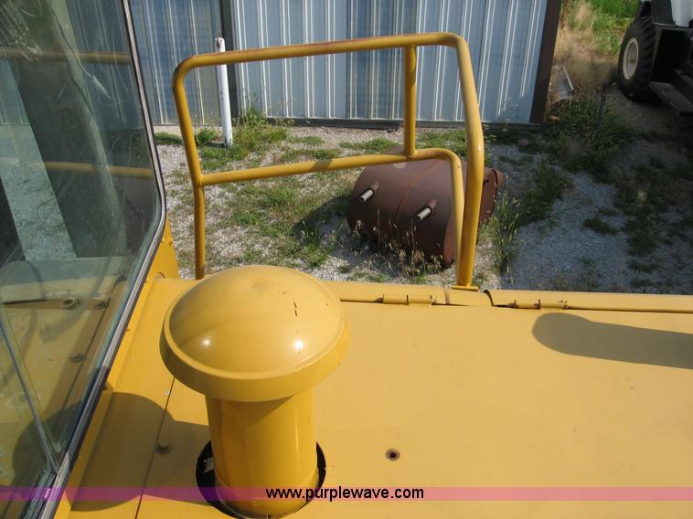 image for item B6398 1989 Fiat-Allis FR20B wheel loader