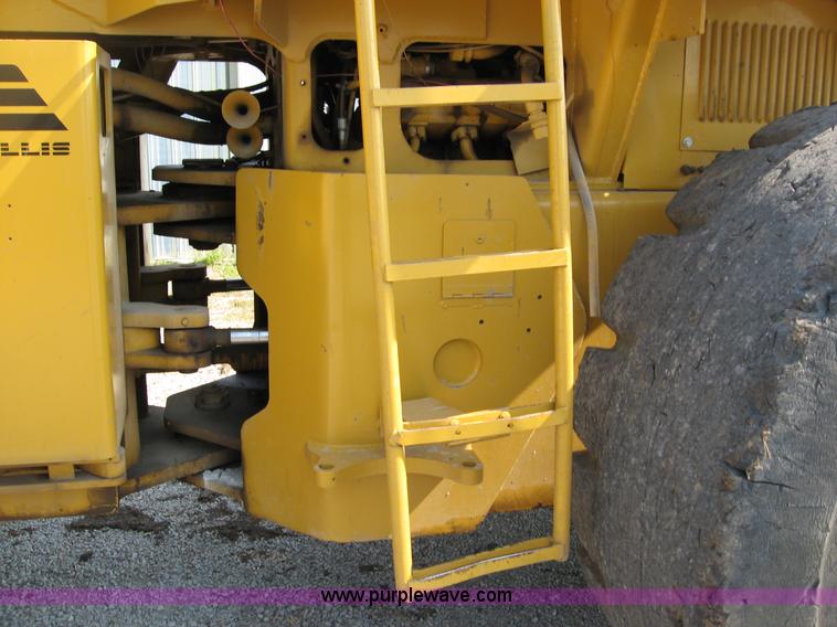 image for item B6398 1989 Fiat-Allis FR20B wheel loader