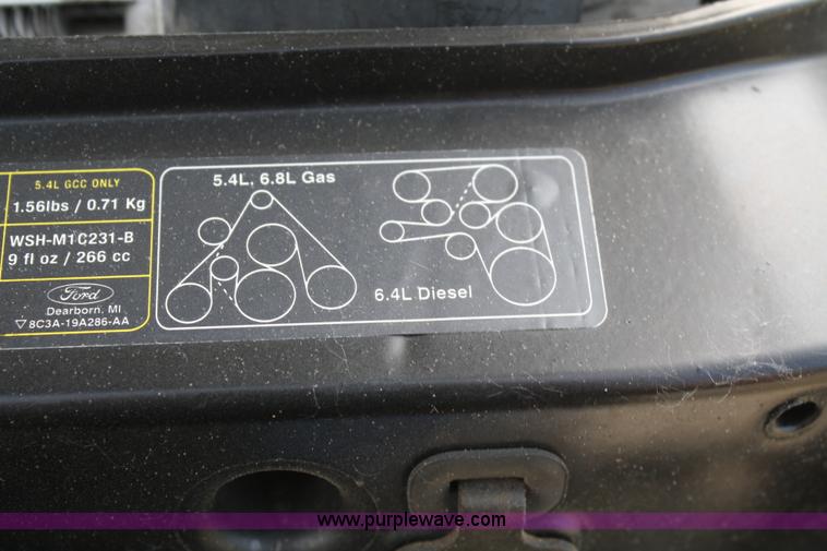 image for item B6537 2008 Ford F450 XLT flatbed pickup truck