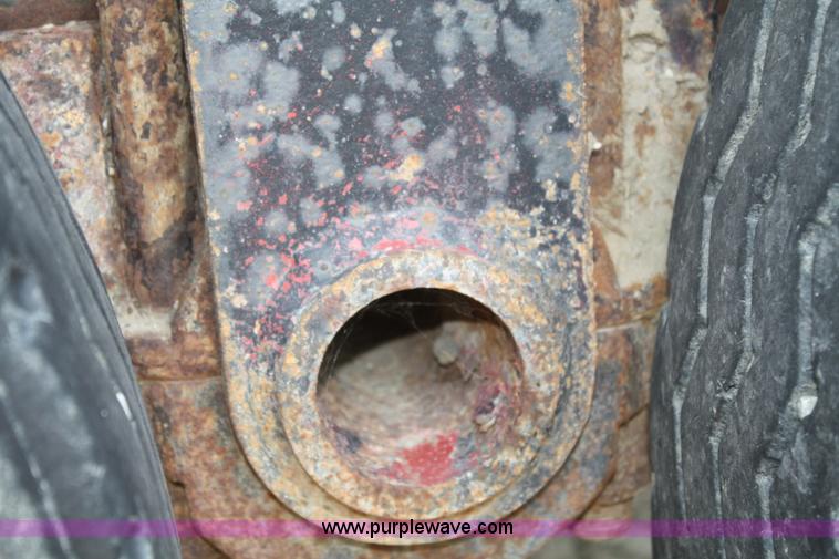 image for item B6665 1991 Hilbilt 21' end dump trailer