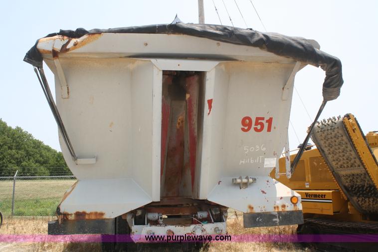 image for item B6665 1991 Hilbilt 21' end dump trailer