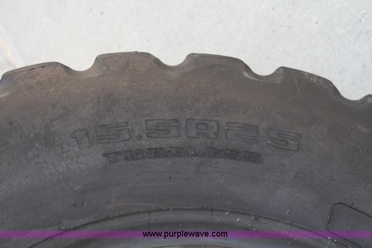 image for item B6669 1970 John Deere 570 motor grader