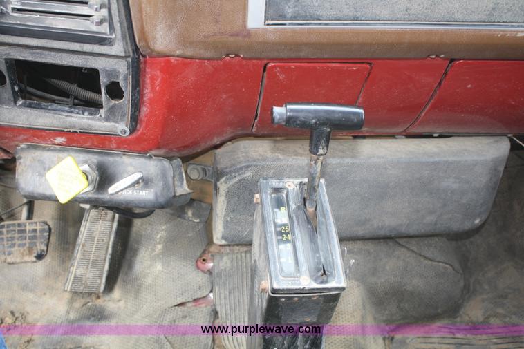 image for item B6672 1990 Chevrolet Kodiak dump truck