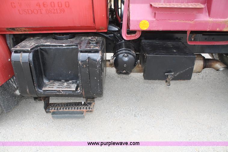 image for item B6672 1990 Chevrolet Kodiak dump truck