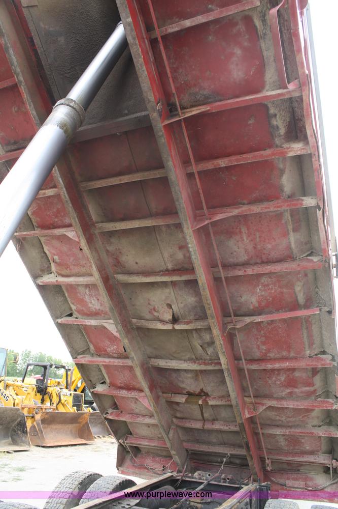 image for item B6672 1990 Chevrolet Kodiak dump truck