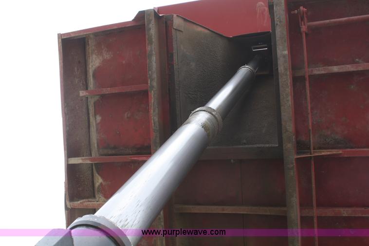 image for item B6672 1990 Chevrolet Kodiak dump truck