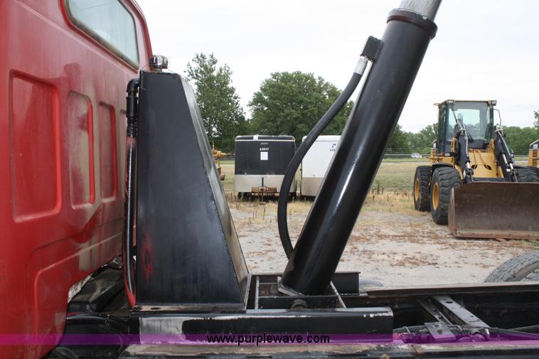 image for item B6672 1990 Chevrolet Kodiak dump truck