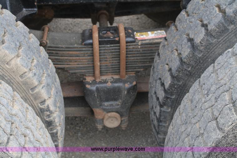 image for item B6672 1990 Chevrolet Kodiak dump truck