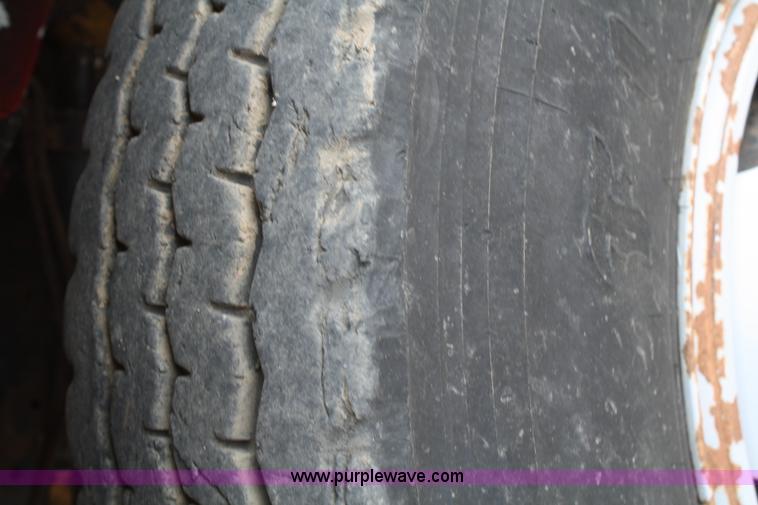 image for item B6672 1990 Chevrolet Kodiak dump truck